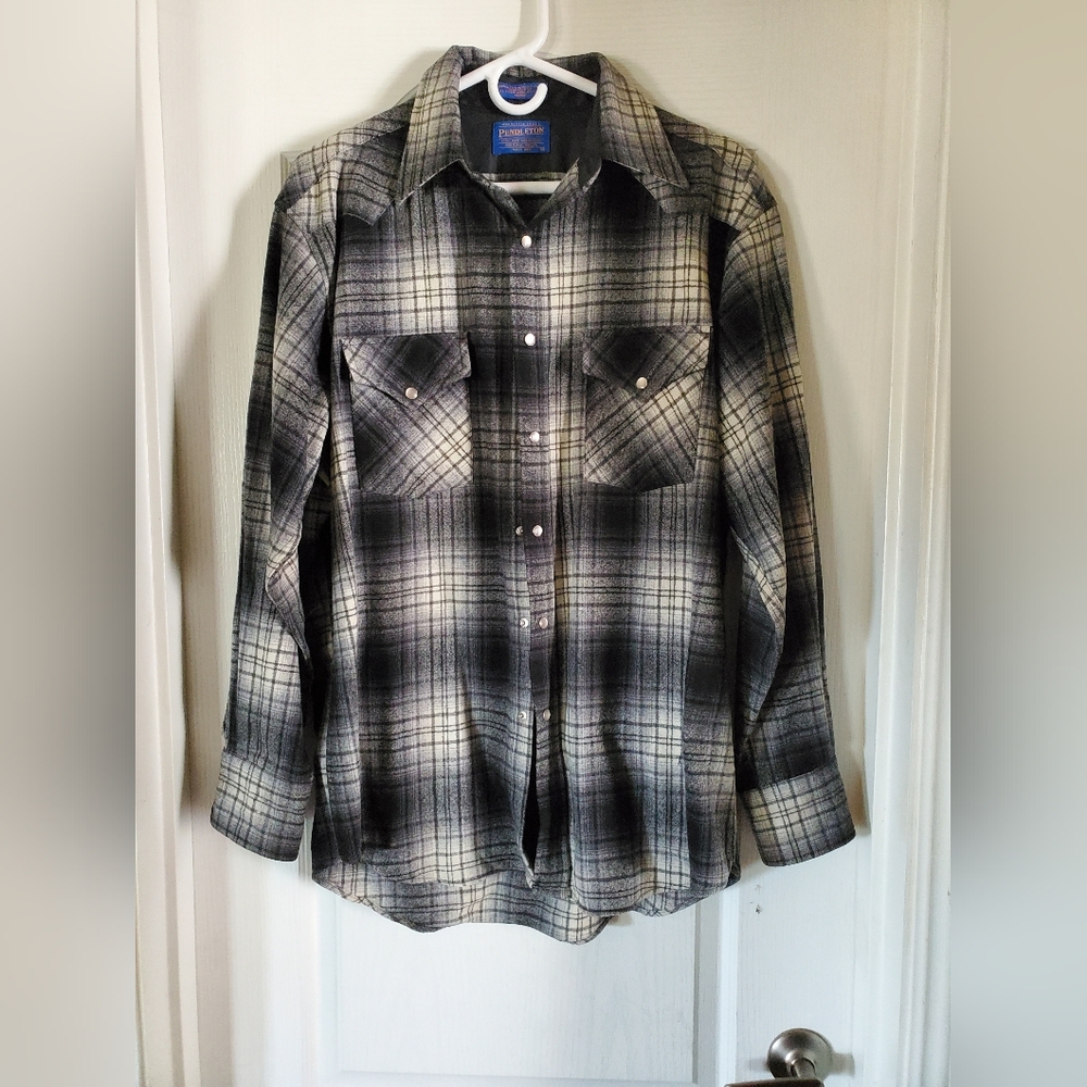 Pendelton 100% Virgin Wool snap front shirt M